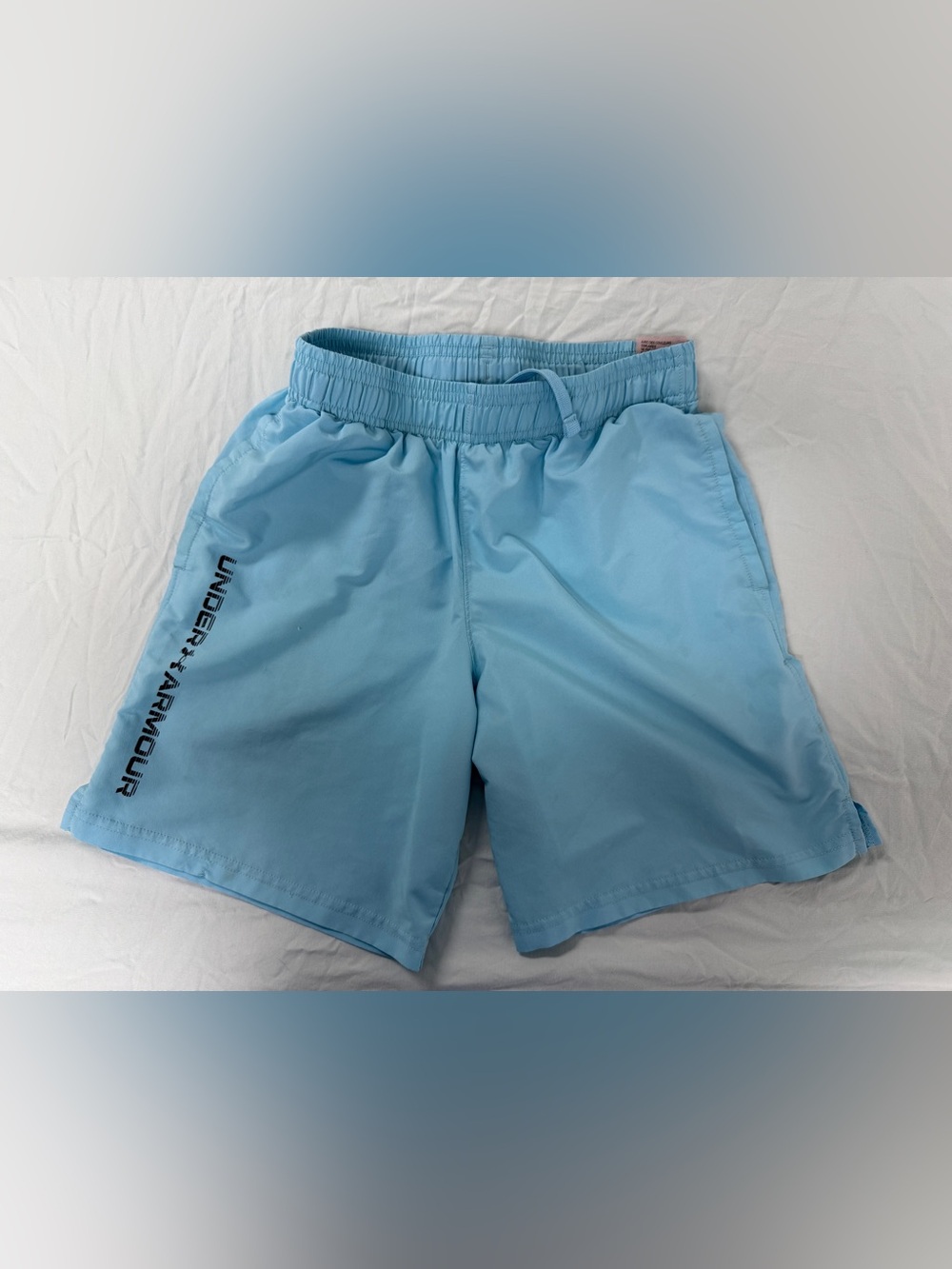 Under Armour Boys Youth Medium Light Blue Athletic Shorts with Vertical Logo